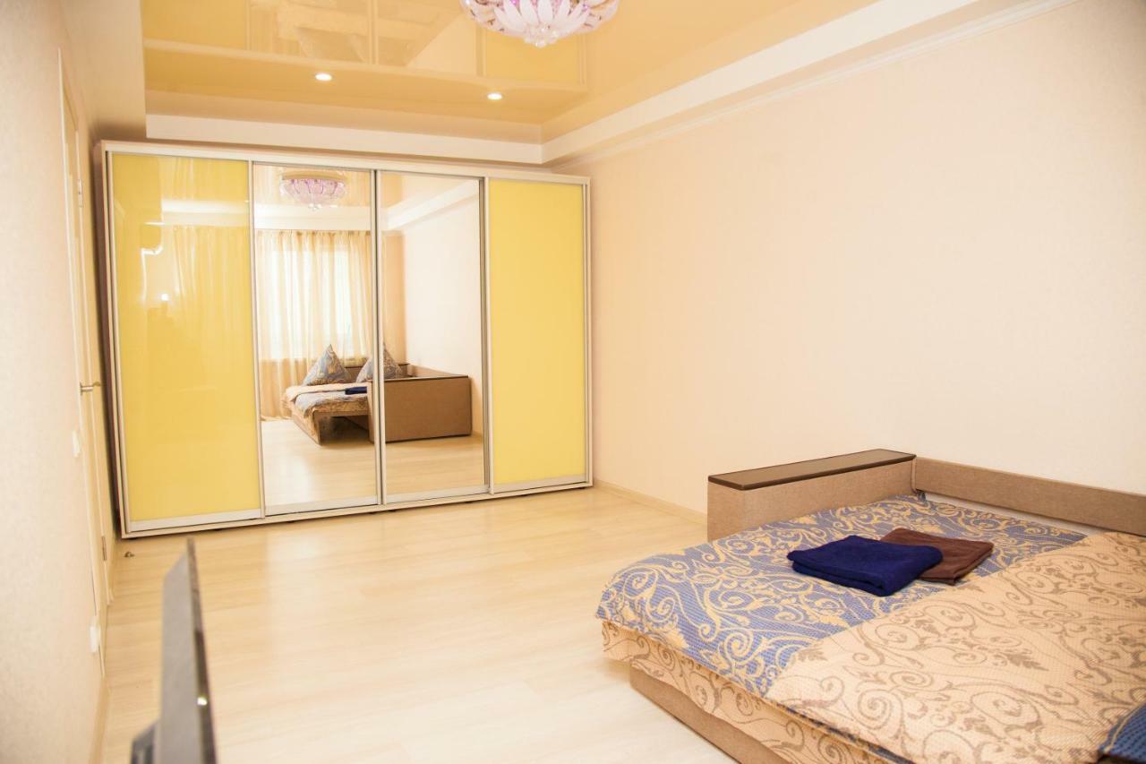 Semi-Luxury Apartment On Zaporozhskaya 9 Zaporizhia Exteriér fotografie
